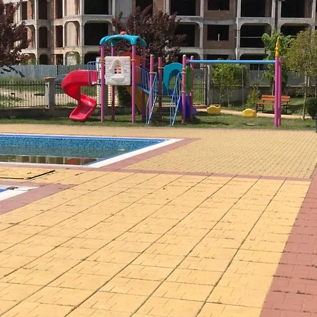 Lifestyle Delux -nesebur Sp Апартаменти *