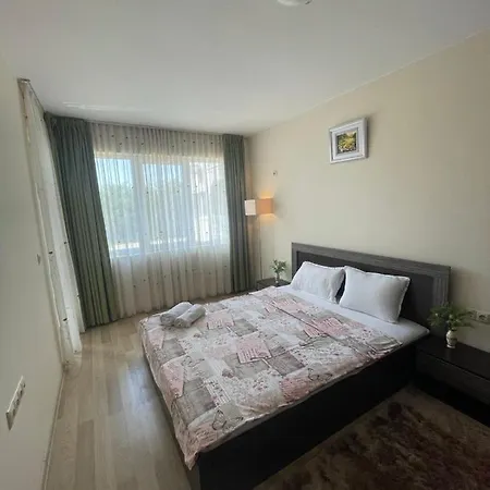 Lifestyle Delux -nesebur Sp Апартаменти